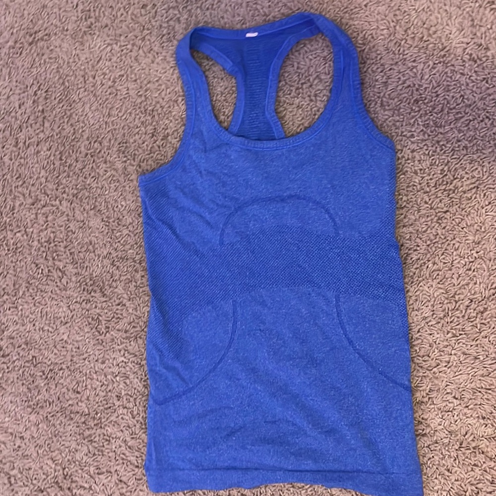 Lulu swiftly tank size 6!!!